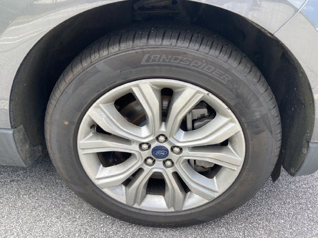 Used 2022 Ford Edge Titanium AWD/4WD image 8