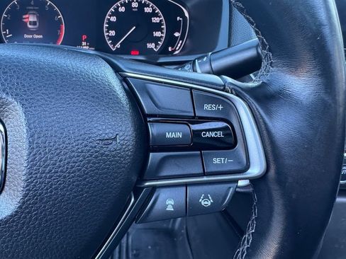 Used 2018 Honda Accord EX-L image 16