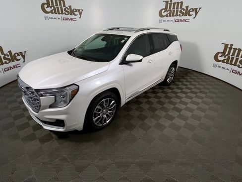 Used 2022 GMC Terrain Denali AWD/4WD image 4