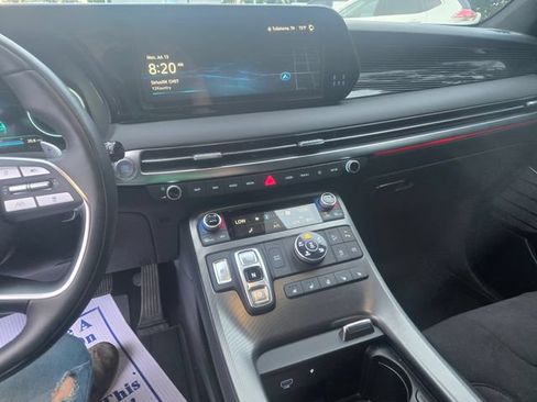 Used 2025 Hyundai Palisade Calligraphy AWD/4WD image 2