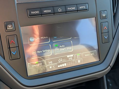 Certified 2024 Subaru Crosstrek 2.0i image 23