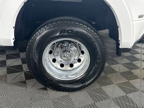 New 2026 RAM 3500 Longhorn image 17