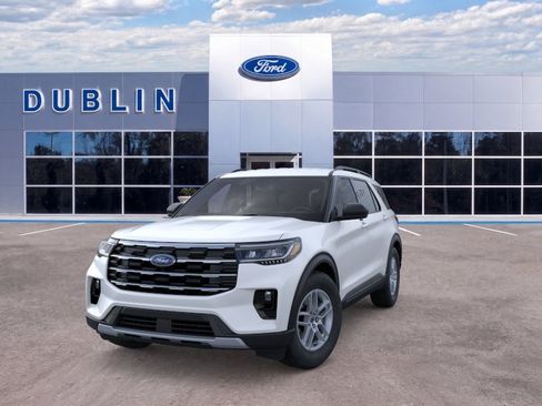 New 2026 Ford Explorer Active w/ Active Comfort Package RWD image 31