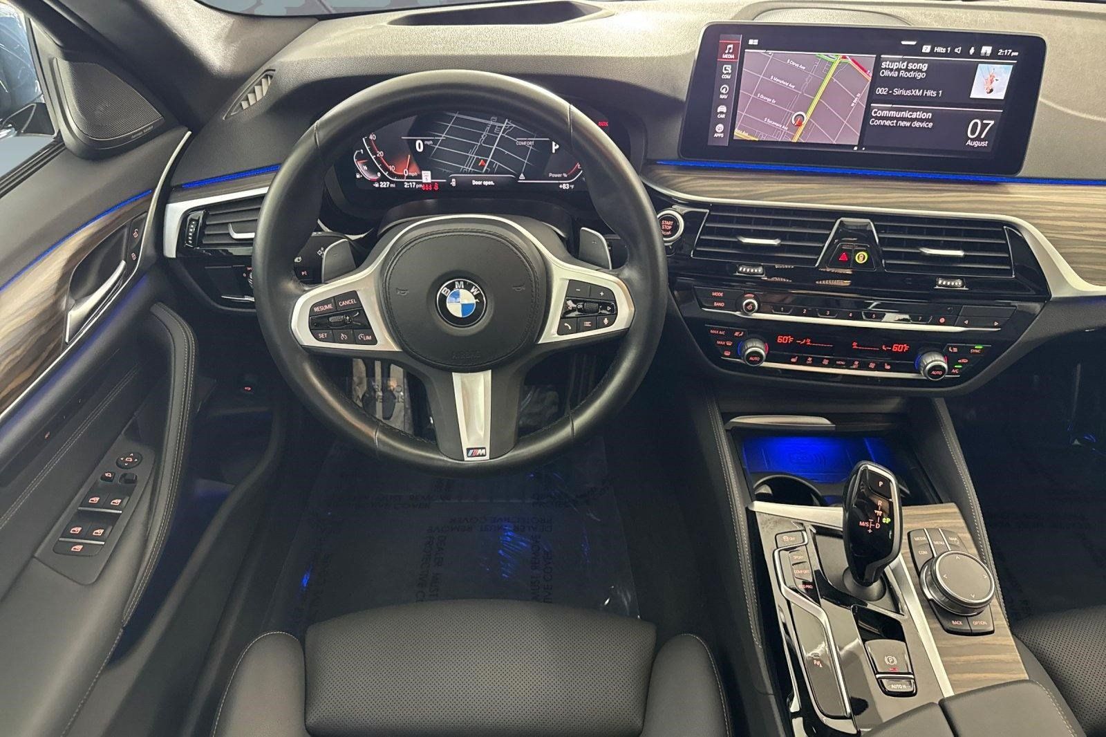 Used 2023 BMW 540i w/ M Sport Package RWD image 30