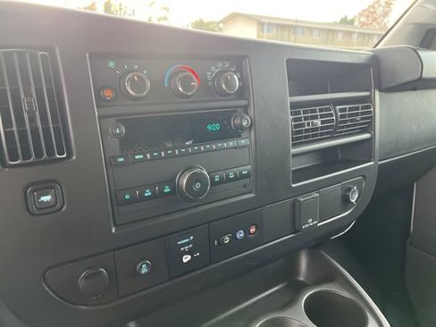 Used 2024 Chevrolet Express 2500 w/ Driver Convenience Package image 17