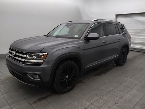 Used 2018 Volkswagen Atlas SEL Premium AWD/4WD image 2