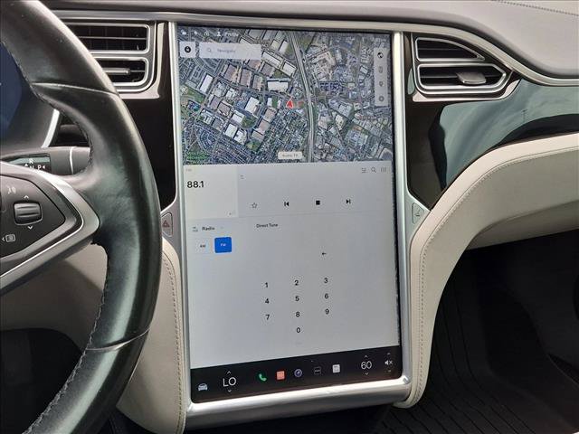 Used 2016 Tesla Model S 70 RWD image 14