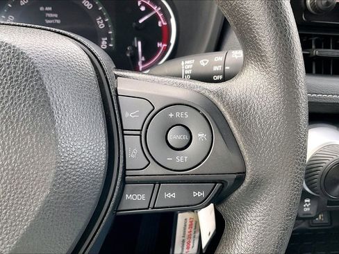 Used 2024 Toyota RAV4 LE image 18