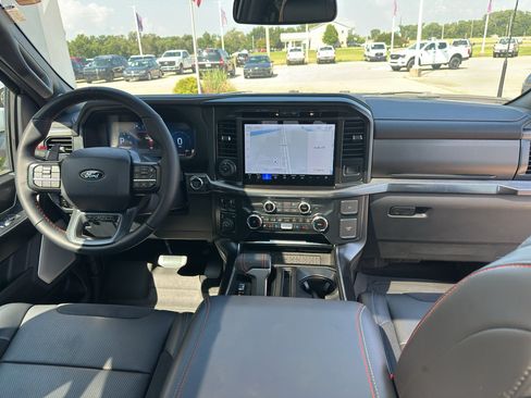 Used 2025 Ford F150 Raptor AWD/4WD image 38