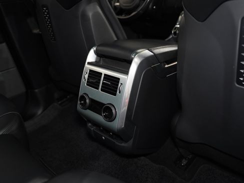 Used 2018 Land Rover Range Rover Sport SVR image 41