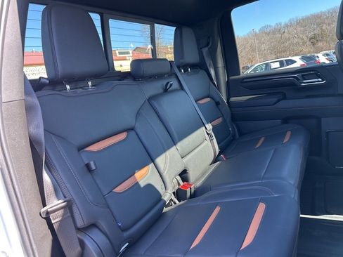 Used 2024 GMC Sierra 2500 AT4 w/ AT4 Premium Plus Package image 58