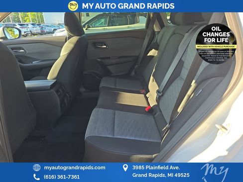 Used 2023 Nissan Rogue SV AWD/4WD image 26