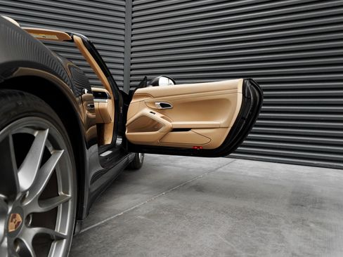 Certified 2013 Porsche 911 Carrera 4S image 34