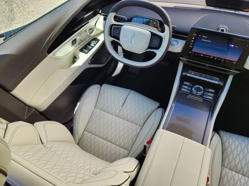 New 2026 Lincoln Nautilus Black Label AWD/4WD image 10