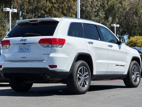 Used 2017 Jeep Grand Cherokee Limited RWD image 5