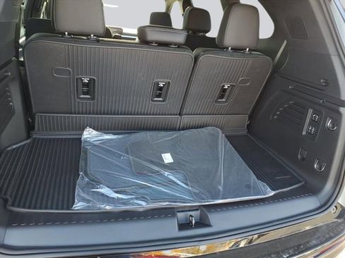 New 2026 Buick Enclave Sport Touring w/ Power Package image 18