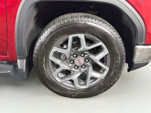 Used 2023 GMC Sierra 1500 SLT w/ SLT Premium Package AWD/4WD image 37