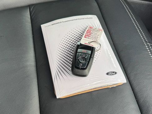 Used 2025 Ford Bronco Outer Banks image 39