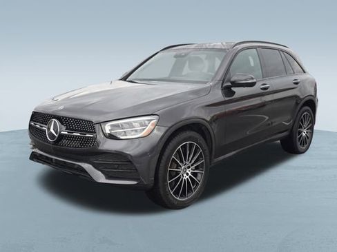 Used 2022 Mercedes-Benz GLC 300 image 3
