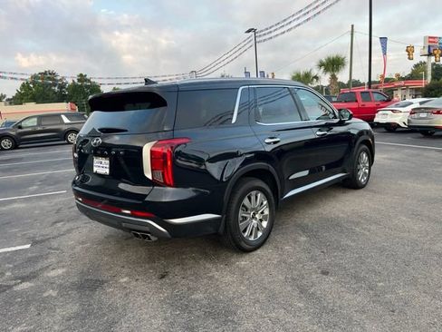 Used 2025 Hyundai Palisade SEL FWD image 3