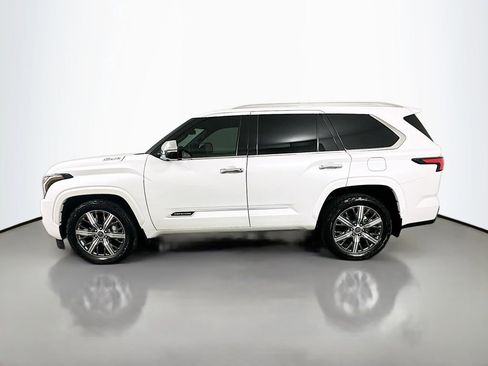 Used 2023 Toyota Sequoia Capstone image 8