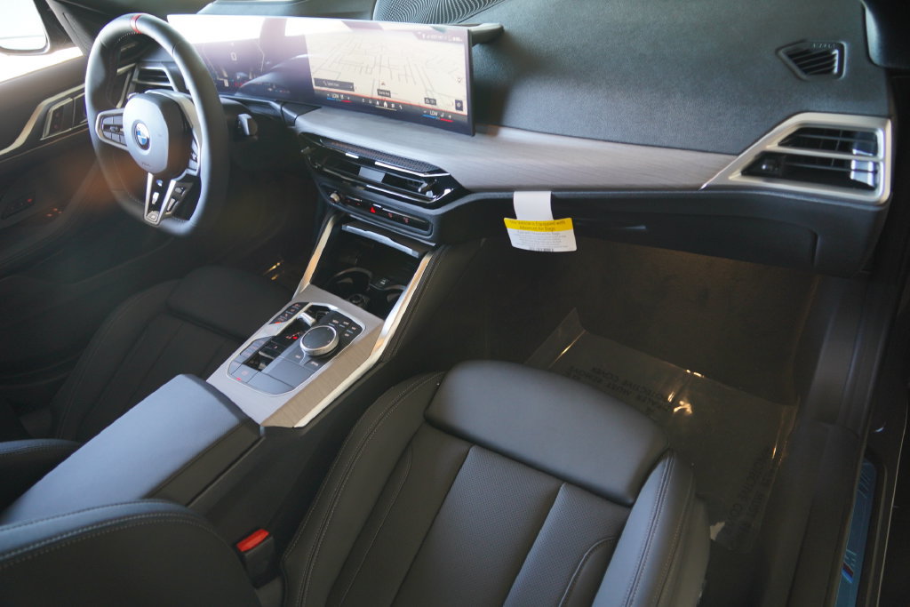 New 2026 BMW M440i w/ Premium Package RWD image 17