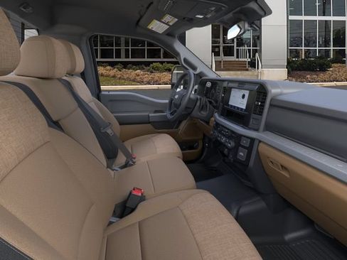 Used 2025 Ford F350 XLT AWD/4WD image 11