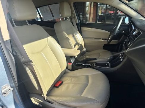 Used 2013 Chrysler 200 Limited image 11