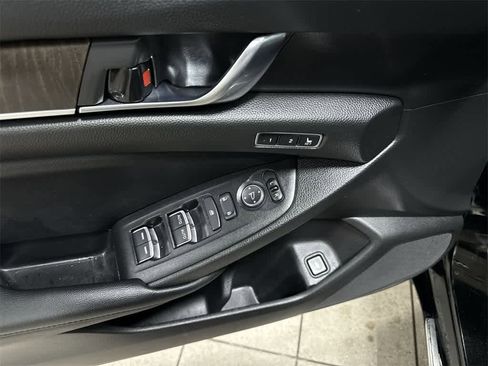 Used 2022 Honda Accord EX-L image 22