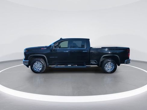 Used 2024 Chevrolet Silverado 2500 LTZ w/ LTZ Plus Package image 5