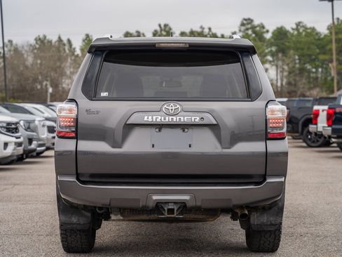 Used 2016 Toyota 4Runner SR5 Premium image 6