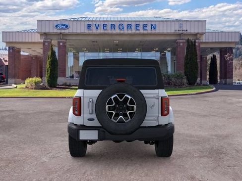 New 2025 Ford Bronco Outer Banks AWD/4WD image 5