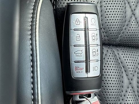 Used 2023 Genesis GV70 3.5T Sport w/ Sport Prestige Package AWD/4WD image 50
