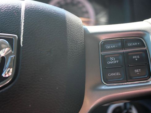 Used 2021 RAM 1500 Classic SLT RWD image 26