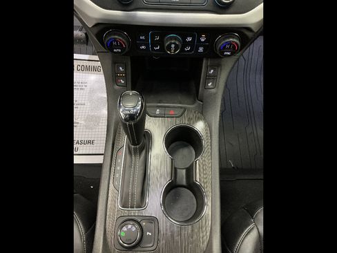 Used 2019 GMC Acadia SLT w/ Black Edition image 15