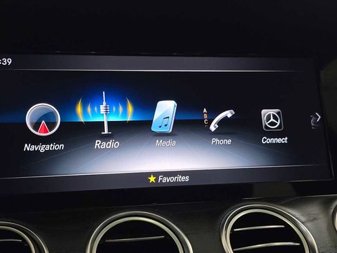 Used 2019 Mercedes-Benz E 450 E 450 image 31