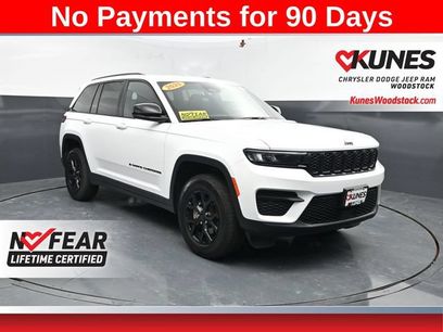Used 2025 Jeep Grand Cherokee Altitude