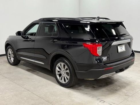 Certified 2023 Ford Explorer XLT w/ Equipment Group 202A image 9