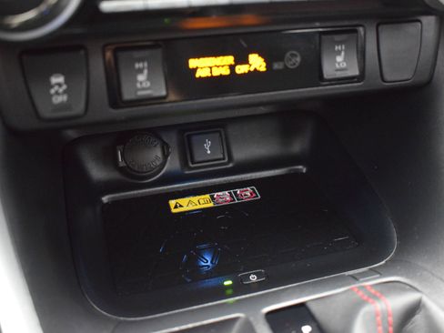 Used 2022 Toyota RAV4 XSE image 19