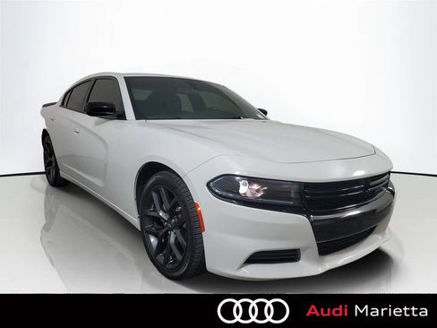 Used 2022 Dodge Charger SXT w/ Blacktop Package RWD image 1