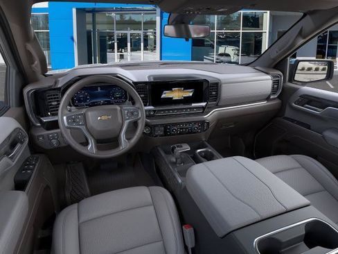 New 2026 Chevrolet Silverado 1500 LTZ w/ LTZ Premium Package AWD/4WD image 15
