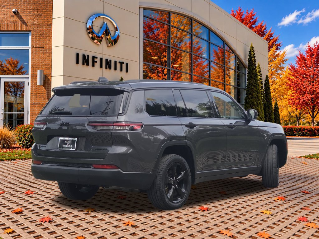 Used 2023 Jeep Grand Cherokee L Limited w/ Black Appearance Package AWD/4WD image 12