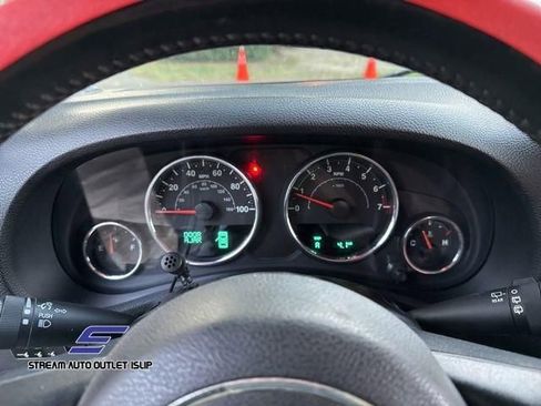 Used 2015 Jeep Wrangler Sport w/ Connectivity Group image 21