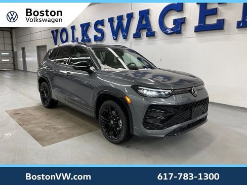 New 2026 Volkswagen Tiguan SE R-Line image 5