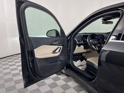 Used 2023 BMW X1 xDrive28i w/ Convenience Package AWD/4WD image 17