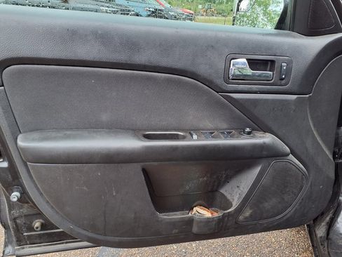 Used 2012 Ford Fusion SE FWD image 11