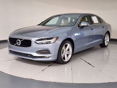 Used 2018 Volvo S90 T5 Momentum w/ Convenience Package