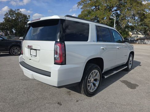 Used 2017 GMC Yukon SLT w/ HD Trailering Package image 3