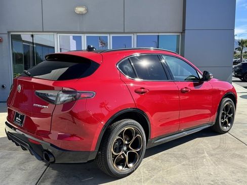 New 2025 Alfa Romeo Stelvio Sprint image 7
