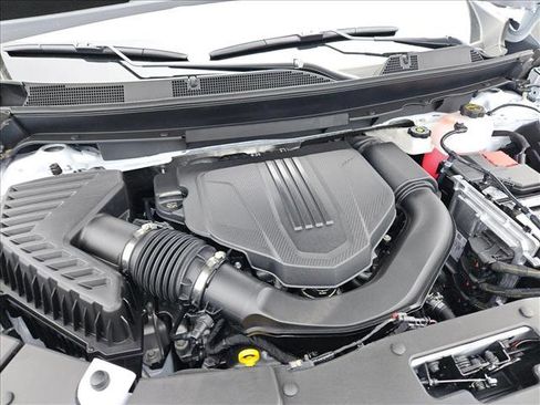 New 2026 Chevrolet Traverse LT image 17